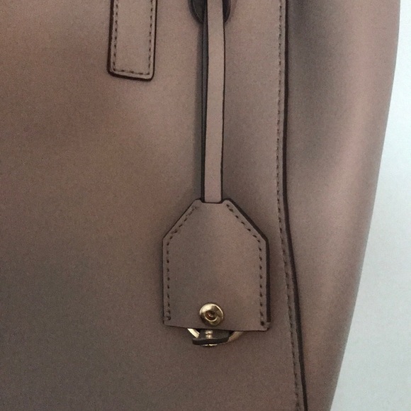 Kate Spade Purse - Picture 4 of 5